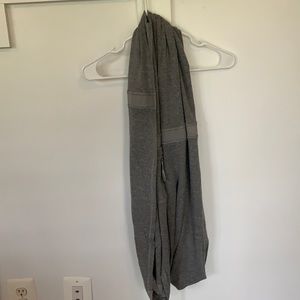 Lululemon - gray infinity scarf with pocket - great condition!